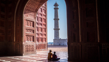 Same Day Agra Tour From Delhi By Train