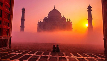 Taj Mahal Sunrise Tour